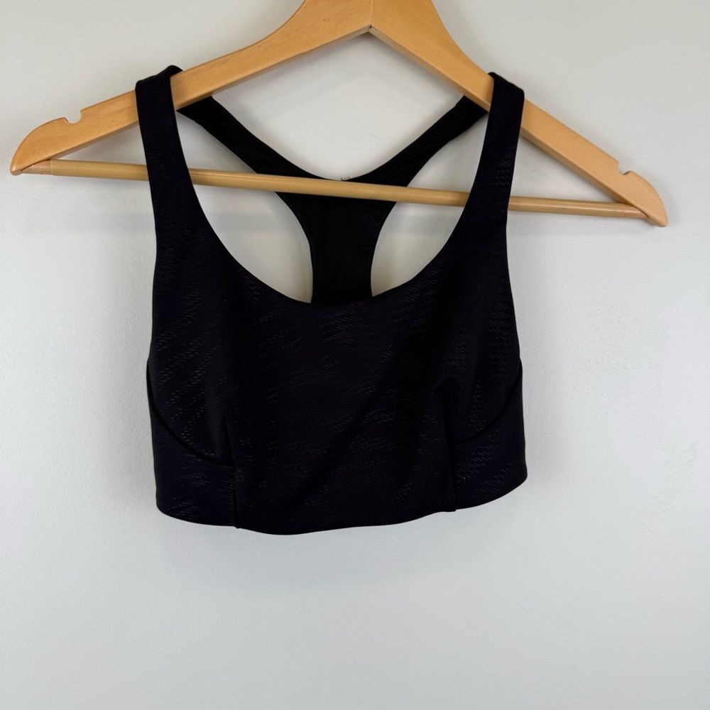 Lululemon Wunder Train Bra Foil *Medium Support Size 4 Women's W2DFTS